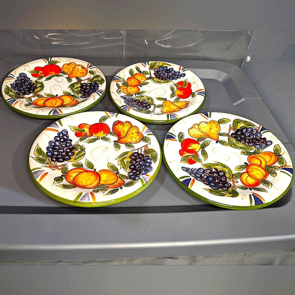 World Bazaars‎ Inc NWT 4 handpainted fruit ceramic 7.5' salad plates